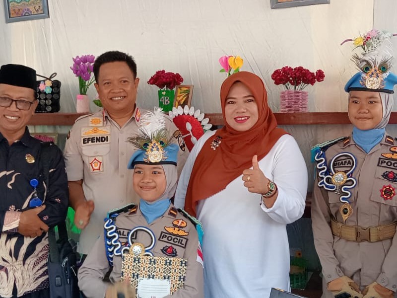 PAMERAN PENDIDIKAN  DAN UMKM SD NEGERI 1 GUDANG