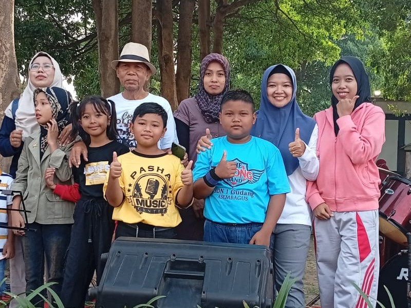 PENAMPILAN MUSIC BAND