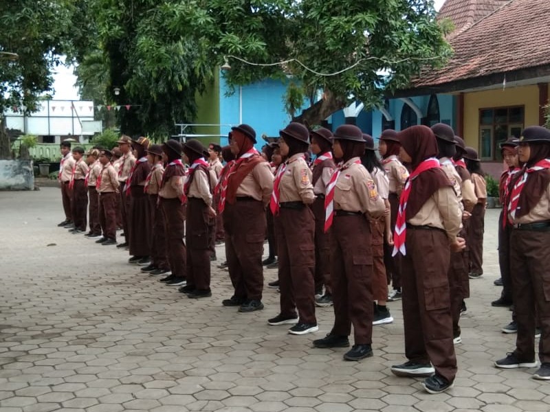 LATIHAN PRAMUKA KELAS 5 & 6